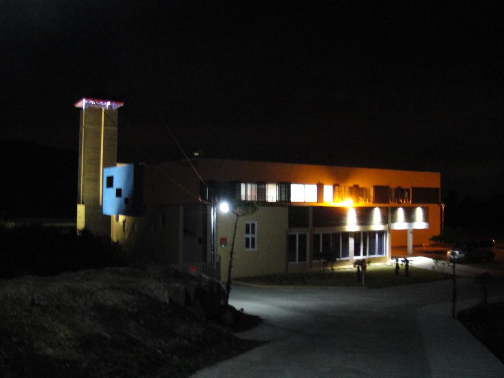 Geomunoreum Hostel Jeju by Eksteriør bilde