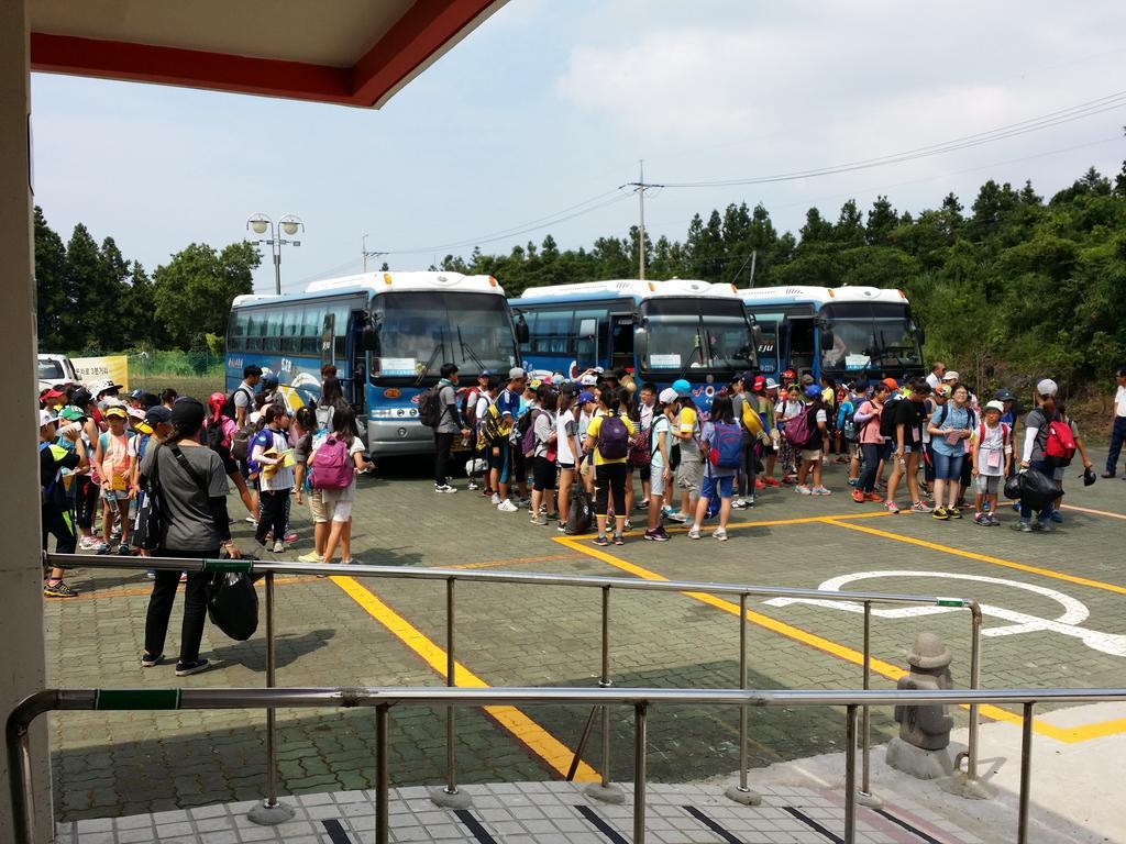Geomunoreum Hostel Jeju by Eksteriør bilde