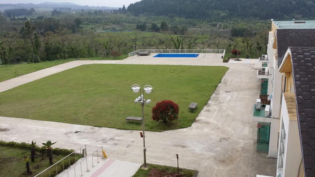Geomunoreum Hostel Jeju by Eksteriør bilde