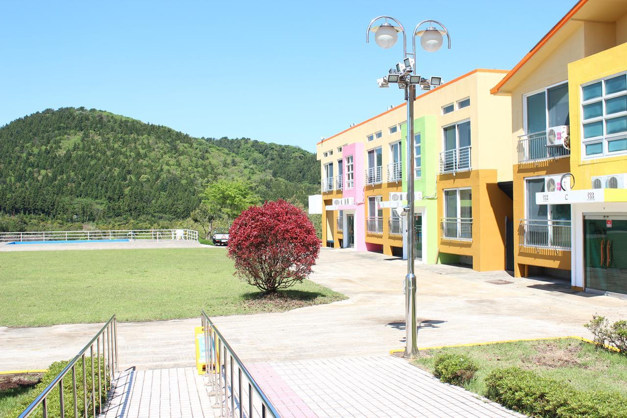 Geomunoreum Hostel Jeju by Eksteriør bilde