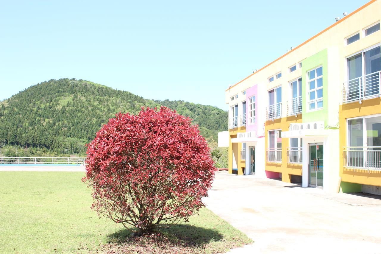 Geomunoreum Hostel Jeju by Eksteriør bilde