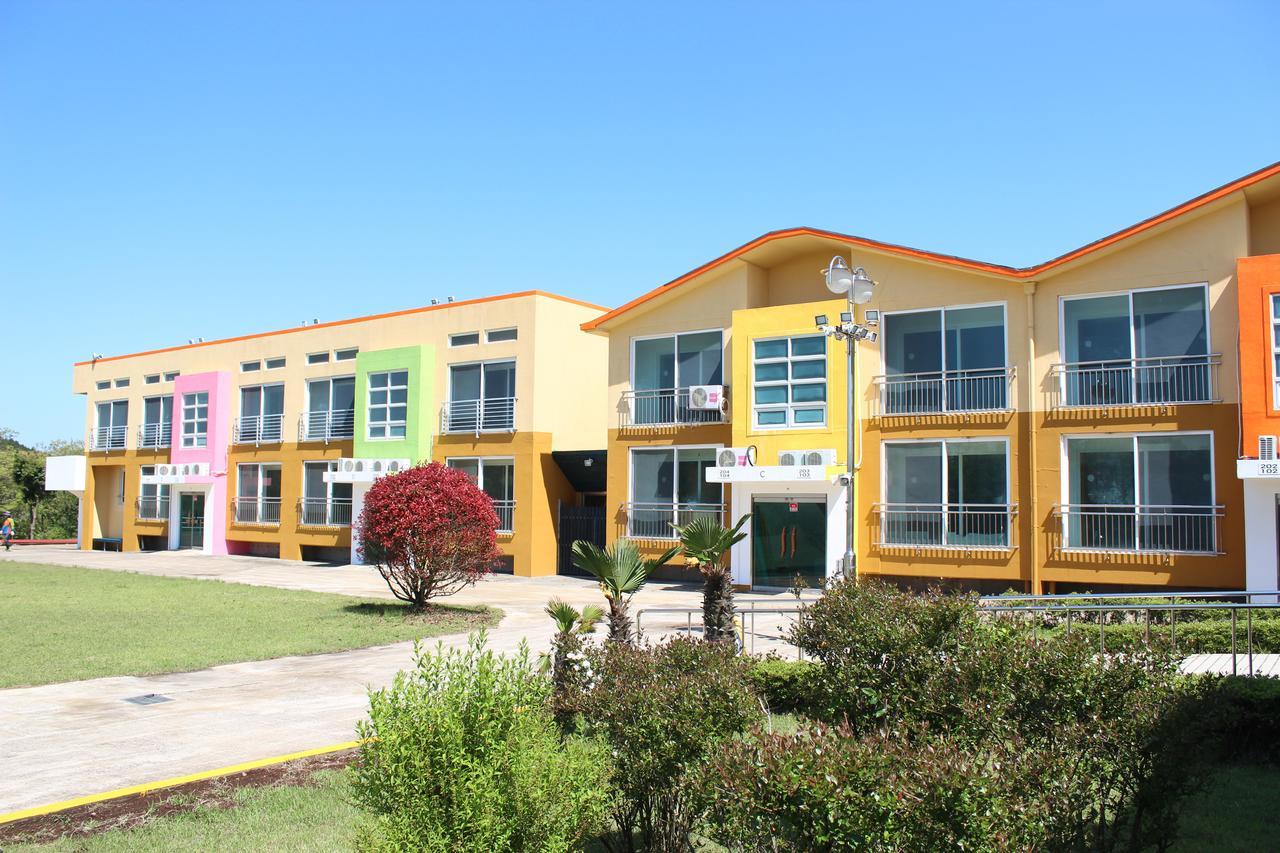 Geomunoreum Hostel Jeju by Eksteriør bilde